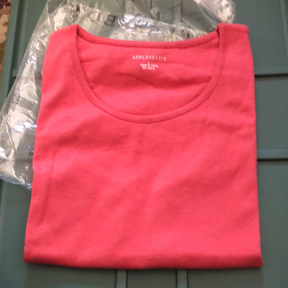 Large Rose Mist Tank Top, Brand New, Appleseeds